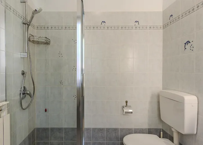 Mina By Interhome Carriola